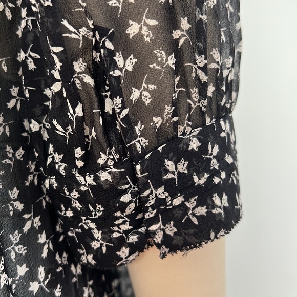 JOIE Ditsy Floral Pleated Blouse - Size Small - Picture 9 of 16